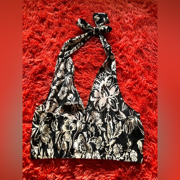 Bundle of Zara Halter/Crocheted Tops - Picture 3 of 5